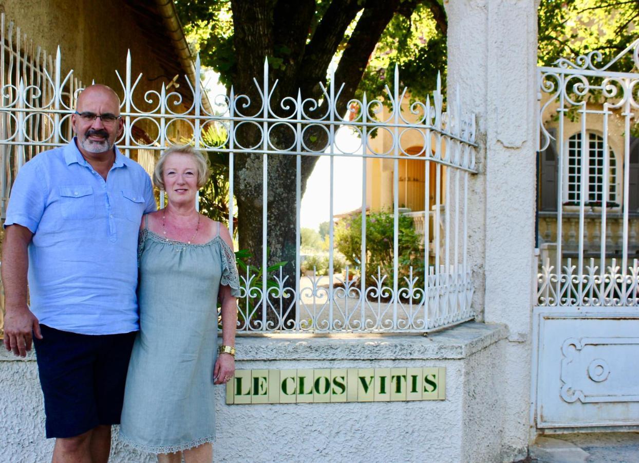 Le Clos Vitis Violès Eksteriør billede